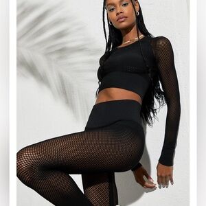 Alo Yoga *NWT Seamless High-Waist 7/8 Limitless Open Air Legging - Size M